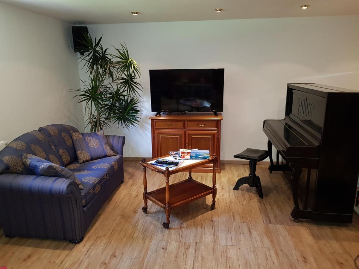 ברלין 4 Sterne Souterrain Apartment Alt-Mariendorf מראה חיצוני תמונה